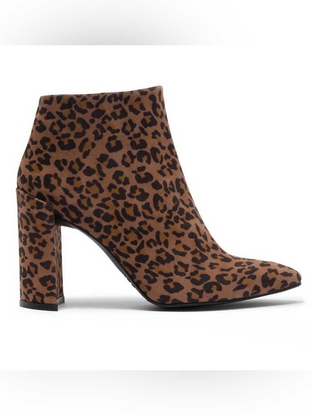 Stuart Weitzman Pure Pointy Toe Leopard Suede Ankle Boots | 8.5M